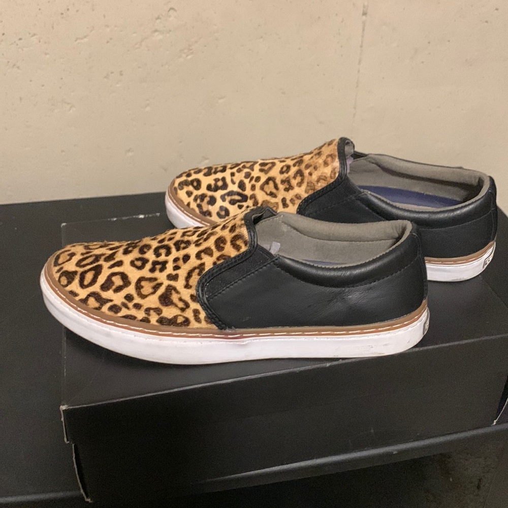 Size 9.5 Leopard and black Cole Haan women shoes